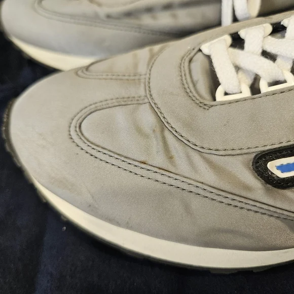 Prada Milano Men's Grey Sneakers 10.5 - Picture 3 of 11